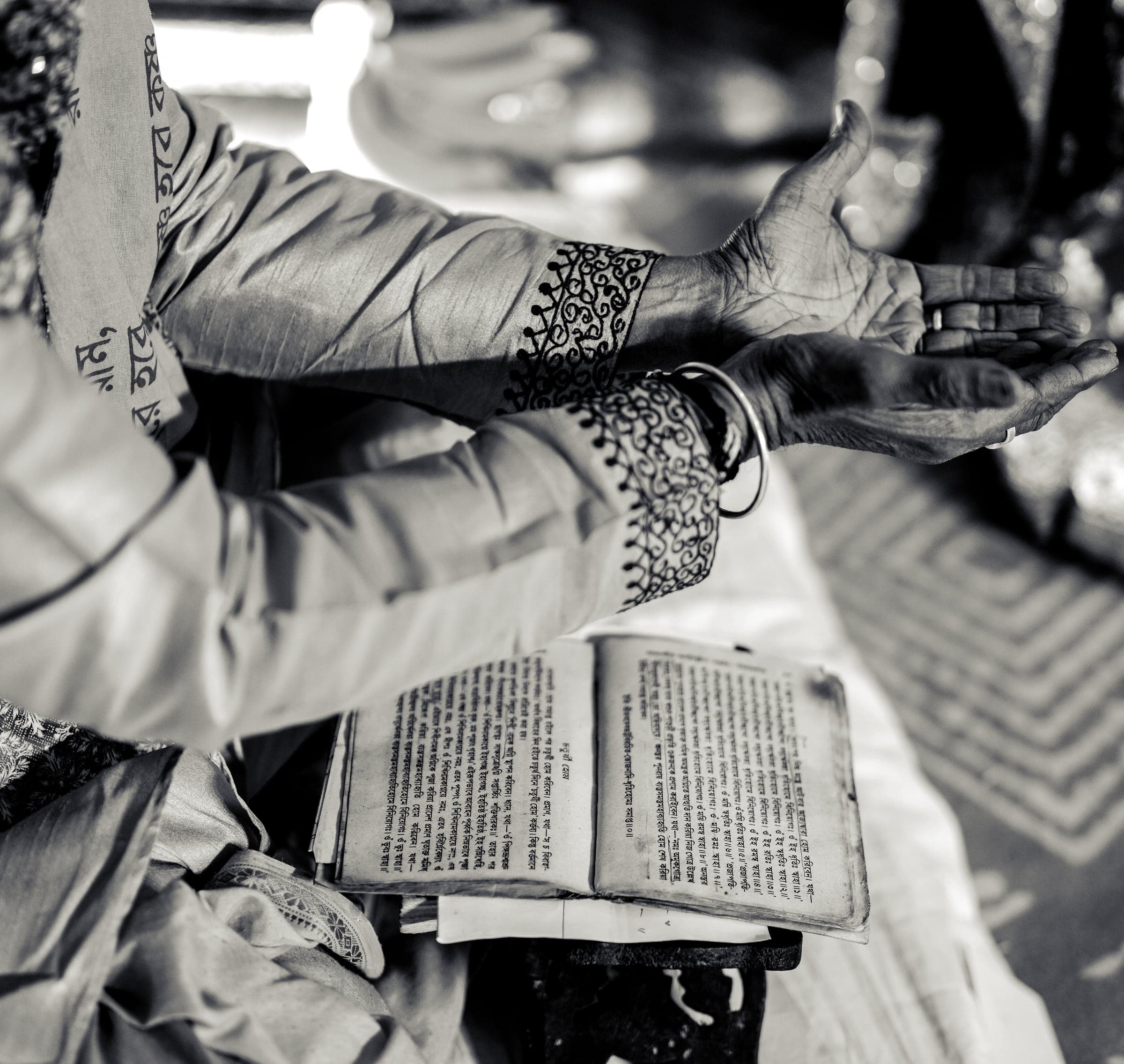 Joyeeta sang Harsh — A Bengali × UP wedding